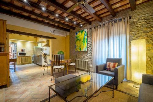 Can Felip Apartments