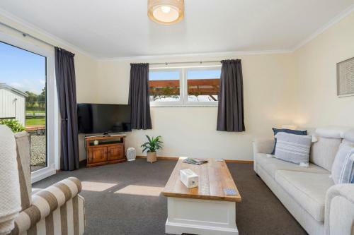 Greenway Getaway - Kerikeri Holiday Home