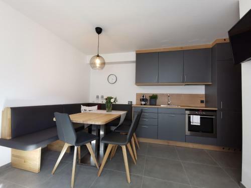Apartamento Ferienwohnung Hirscher