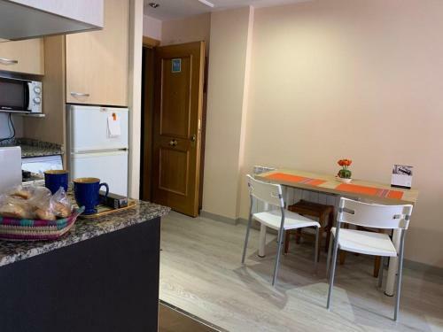 Apartamento Mota Los Prados-parking-wifi Gratis