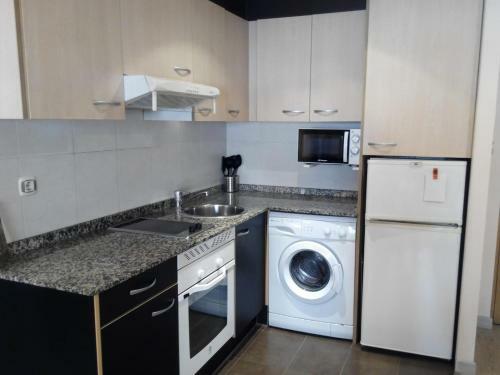 Apartamento Mota Los Prados-parking-wifi Gratis