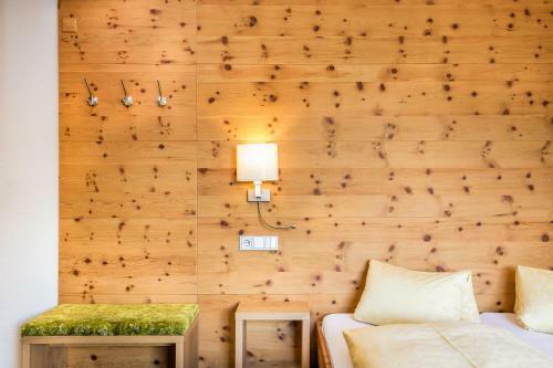 Bed & Breakfast Hotel Garni Ernst Falch