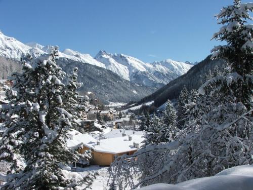 Hostal Haus Vasul