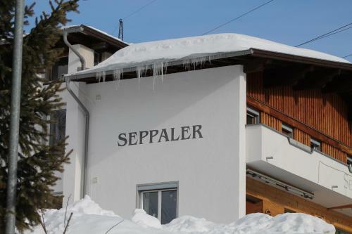 Hostal Skilodge Seppaler