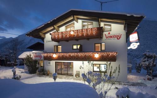 Hostal Gasthof Venetrast