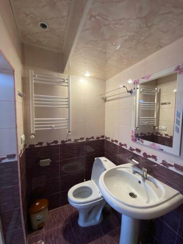 Madoyan Guest House