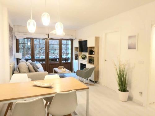 Apartamento Nuevo-casco Hist�rico-parking Gratuito.