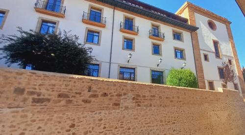 Apartamento Nuevo-casco Hist�rico-parking Gratuito.