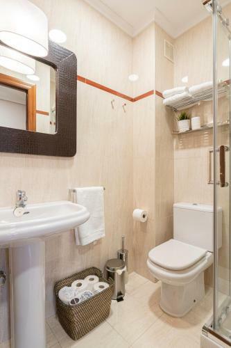 Apartamento De La Guardia Suite Rosal