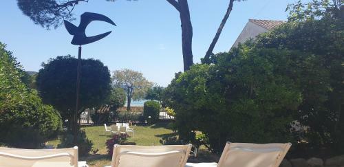 Apartamento Con Jard�n A 11 Metros de La Playa. Cg.