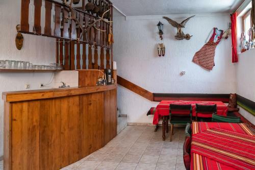 Hostal Guest House Kehayovi