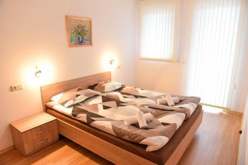 Two Bedroom Apartment In Front Of Gondola