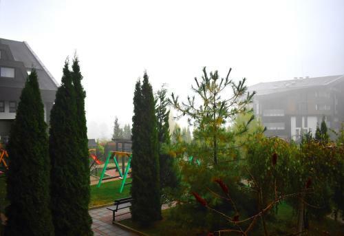 Hotel Aspen Ski And Golf Resort