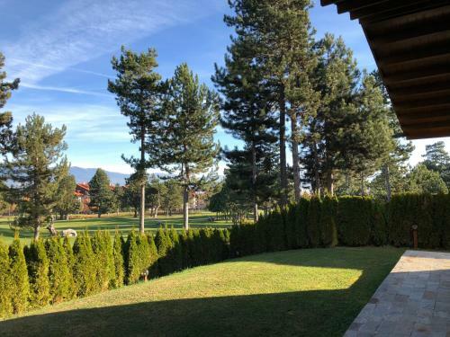 Villa Pirin Golf And Spa Luxury Chalet