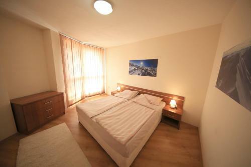 Nice And Quiet Apartment Next To Gondola Lift.