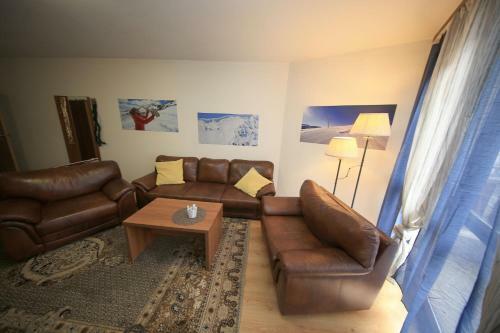 Nice And Quiet Apartment Next To Gondola Lift.