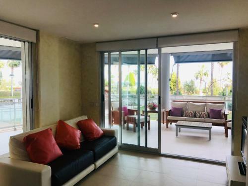 Apartamento Con Espectacular Terraza Frente Al Mar