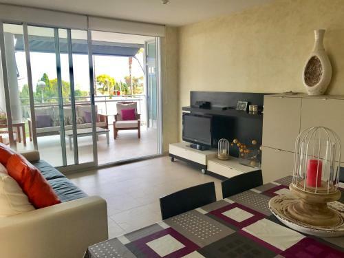 Apartamento Con Espectacular Terraza Frente Al Mar
