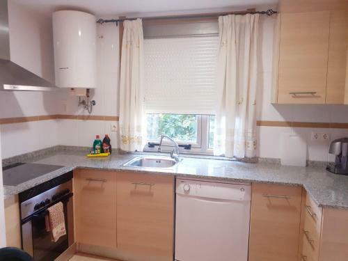 Apartamento Edificio Algaida - New Vista Monta�a - Playa De La Concha