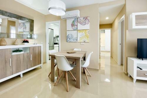 Apartamento Casa Pop - Ivan Luxury Homes - 7� Planta - Sur - 1� Linea de Playa