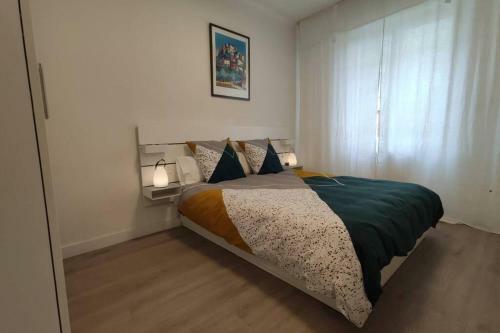 Acogedor, C�ntrico Y Amplio Apartamento! Pamplona Inn 1