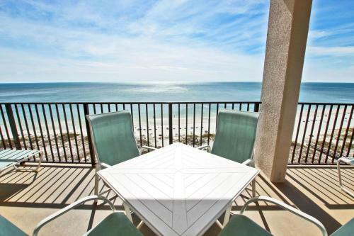 Phoenix East 1201 By Youngs Suncoast