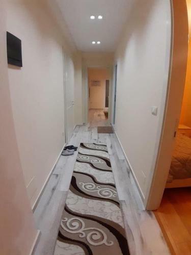Korca Luxury Apartments & Rooms