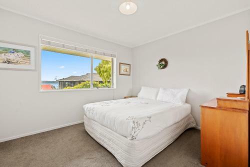 Lake View Lodge - Rotorua Upstairs Holiday Unit