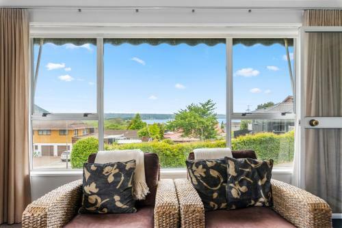 Lake View Lodge - Rotorua Upstairs Holiday Unit