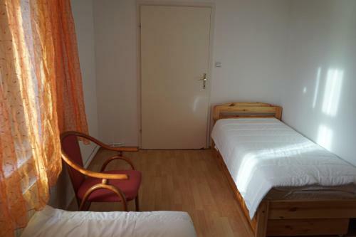 Arnie Apartman