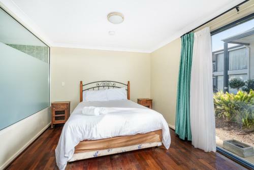 Apartamento 98 Steps To The Beach - Unit 9 At Cape View Resort