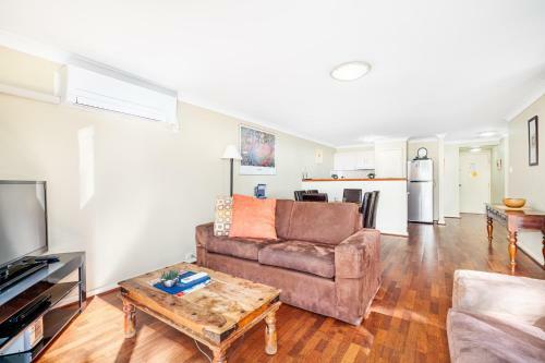 Apartamento 98 Steps To The Beach - Unit 9 At Cape View Resort