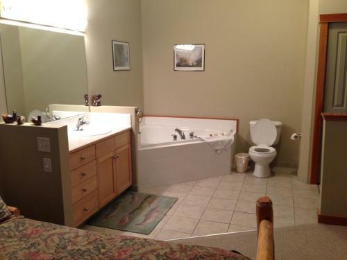 Apartment 405 Bear Creek Crossing