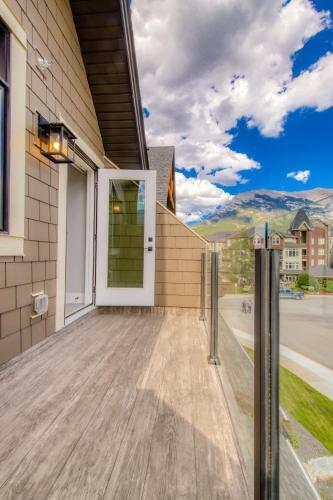 Nomad By Samsara Resort - Panorama Top View - 4br & 5bth