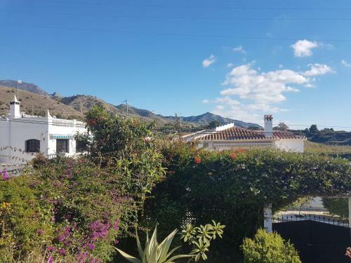 Bonita Villa En Nerja Casa Palomas