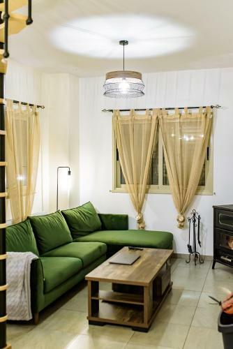 Apartamento Aprosmeno Luxary Jacuzzi House 2