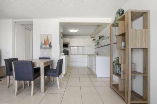 Apartamento Pumicestone Lodge Unit Twelve, 26 Maloja Ave
