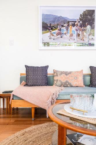 Mid-century Modern Retro Beach House Minutes To Beach