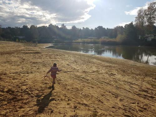 " Casitacuriosa " Chalet Op Camping Met Buitenzwembad