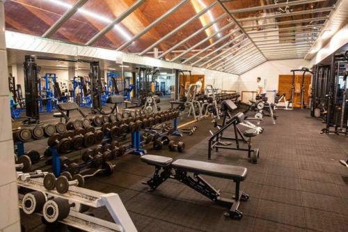 " Casitacuriosa " Chalet Op Camping Met Buitenzwembad