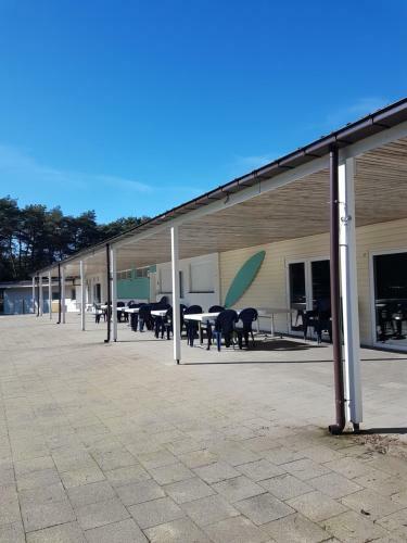 " Casitacuriosa " Chalet Op Camping Met Buitenzwembad