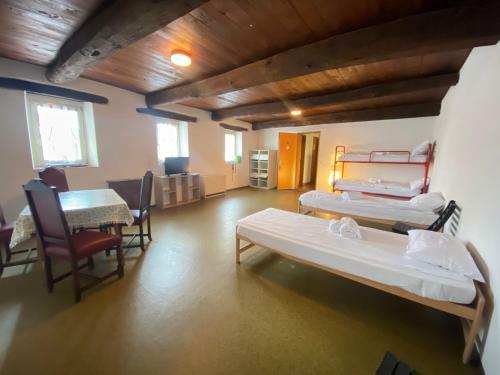Hostal Villa Astano
