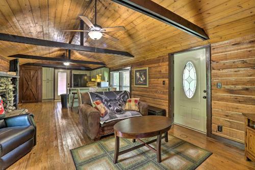 1950s Serenity Pond Cabin Peace And Quiet!