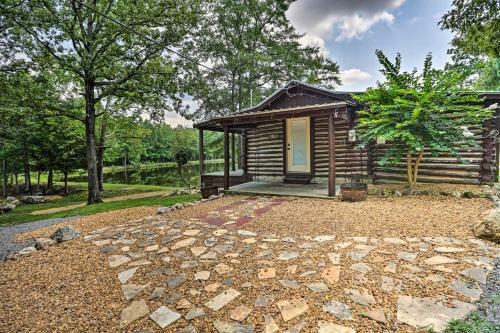 1950s Serenity Pond Cabin Peace And Quiet!