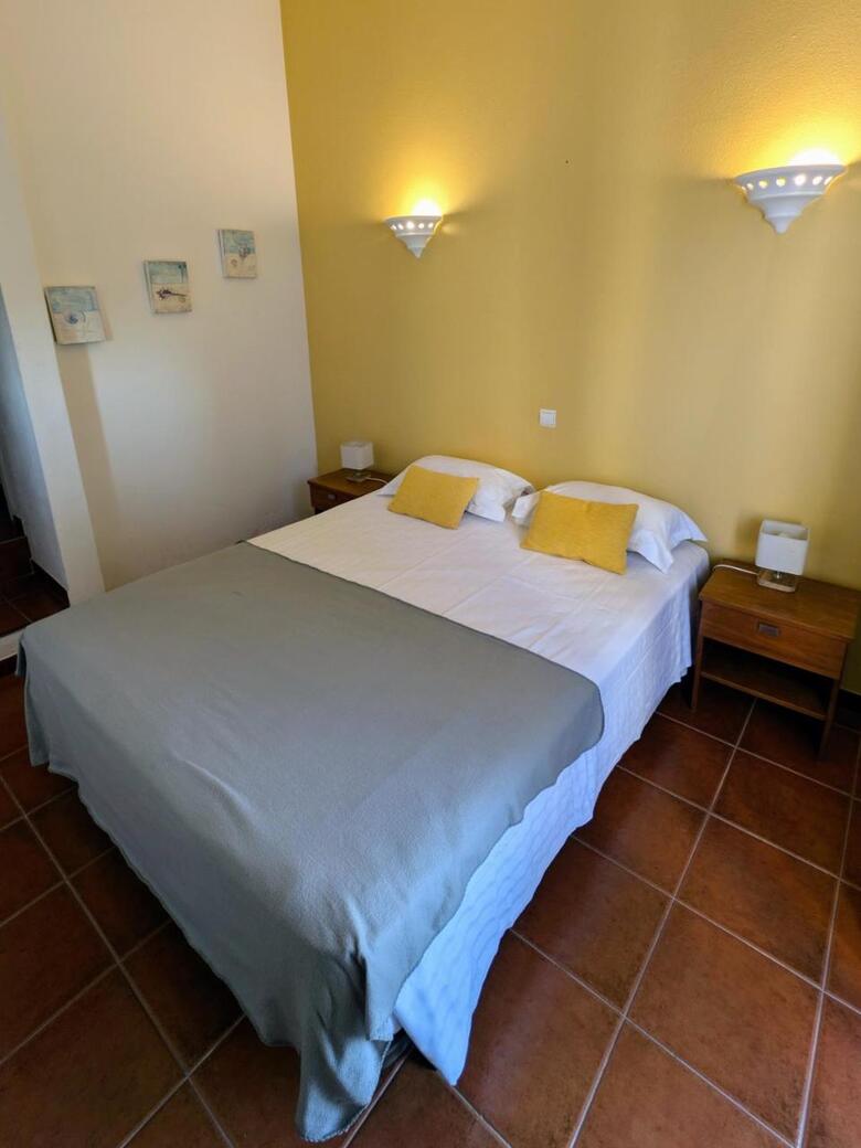 Hotel Albergaria Rosa Montes (.)