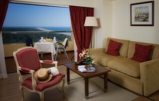 Yellow Praia Monte Gordo Hotel
