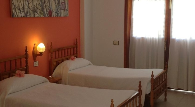 Apartamentos Frontera