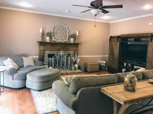 Bama Bed And Breakfast - Southern Charmer
