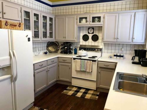 Bama Bed And Breakfast - Historic Haven
