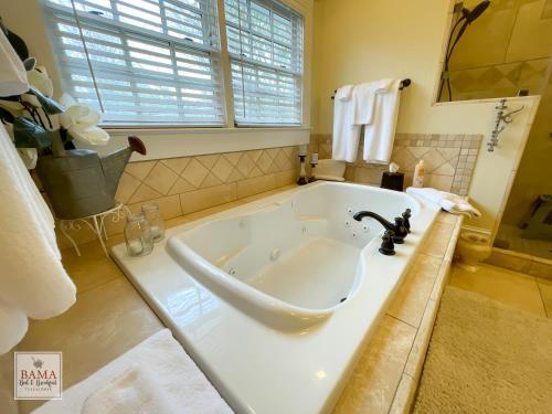 Hotel Bama Bed And Breakfast - Magnolia Family Suite